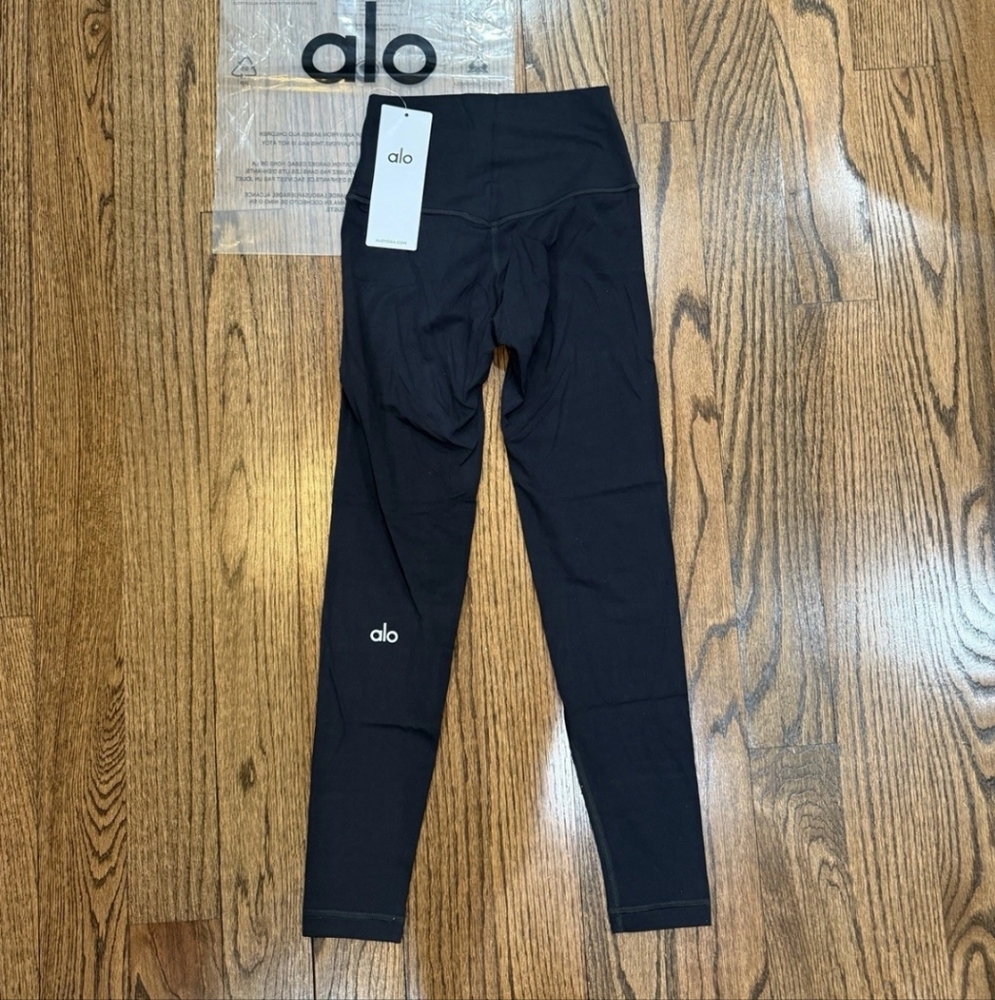 ALO Yoga Black Leggings